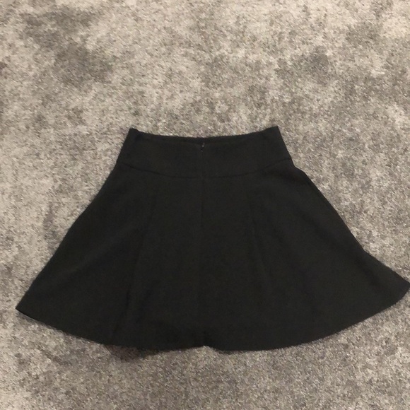 Women’s Express flare skirt - Picture 3 of 6